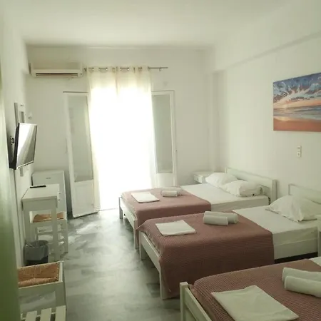 Siren And 3* Parikia (Paros)